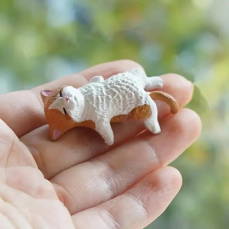 TinyCats - Mini Cat Desk Figurines Set