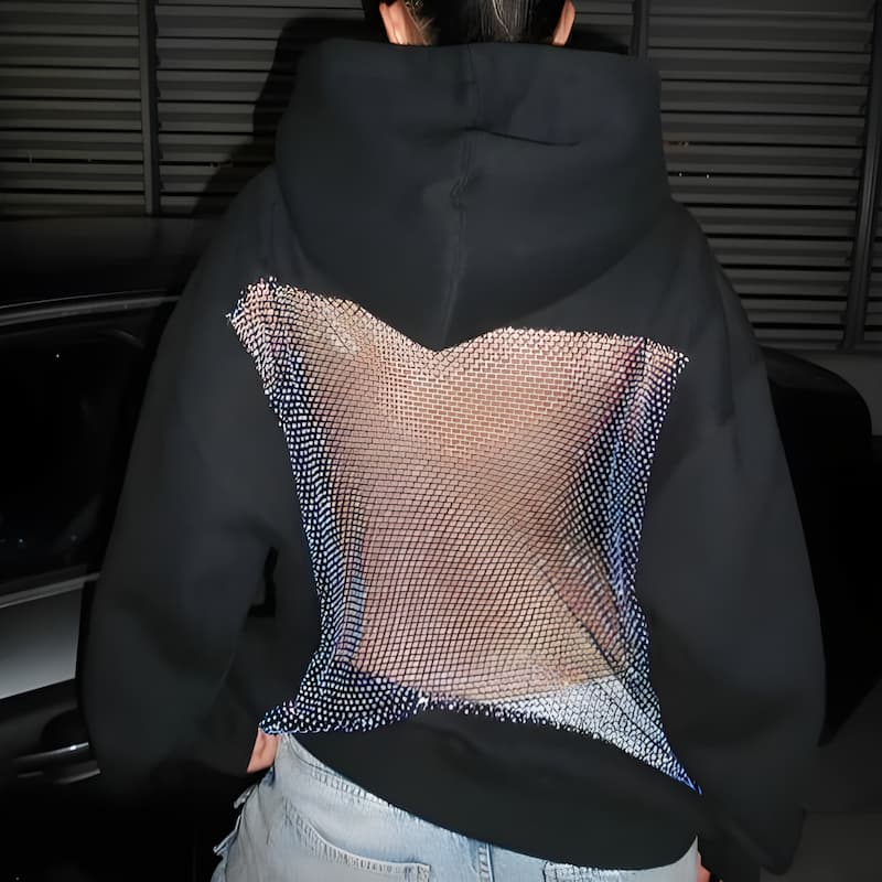 BackLessHoodie - Ignite Your Confidence with Cozy Warmth and a Striking Backless Flair