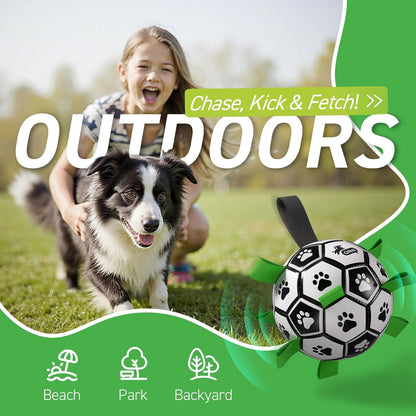 Loop Ball - A soccer ball for dogs that is easy to grip with their teeth