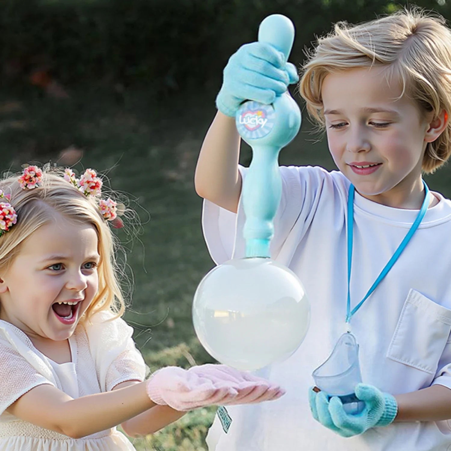 Bubble Wand - Fog-Filled Bubbles with Light and Music