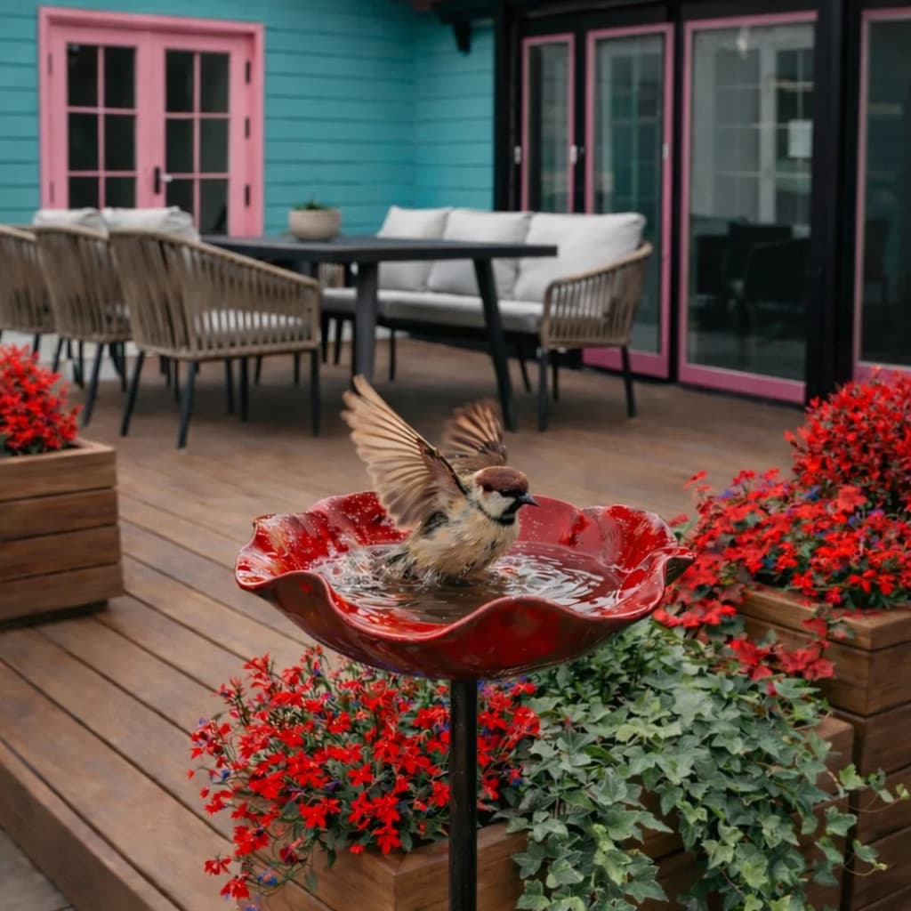 Flower Bath - Flower-Shaped Metal Sculpture for the Garden that Attracts Birds and Insects