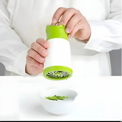 Fresh Herb Shredder - Manual Herb Cutter Made of Stainless Steel