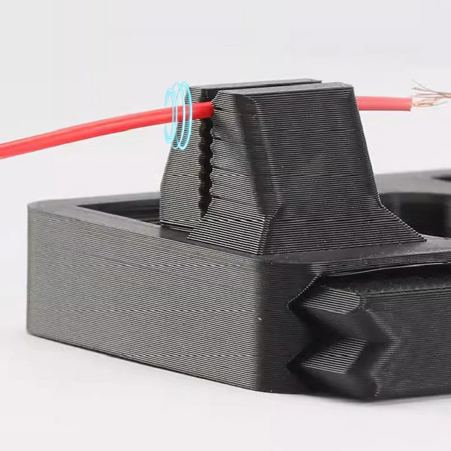 Soldering Clamp for Easy and Precise Soldering
